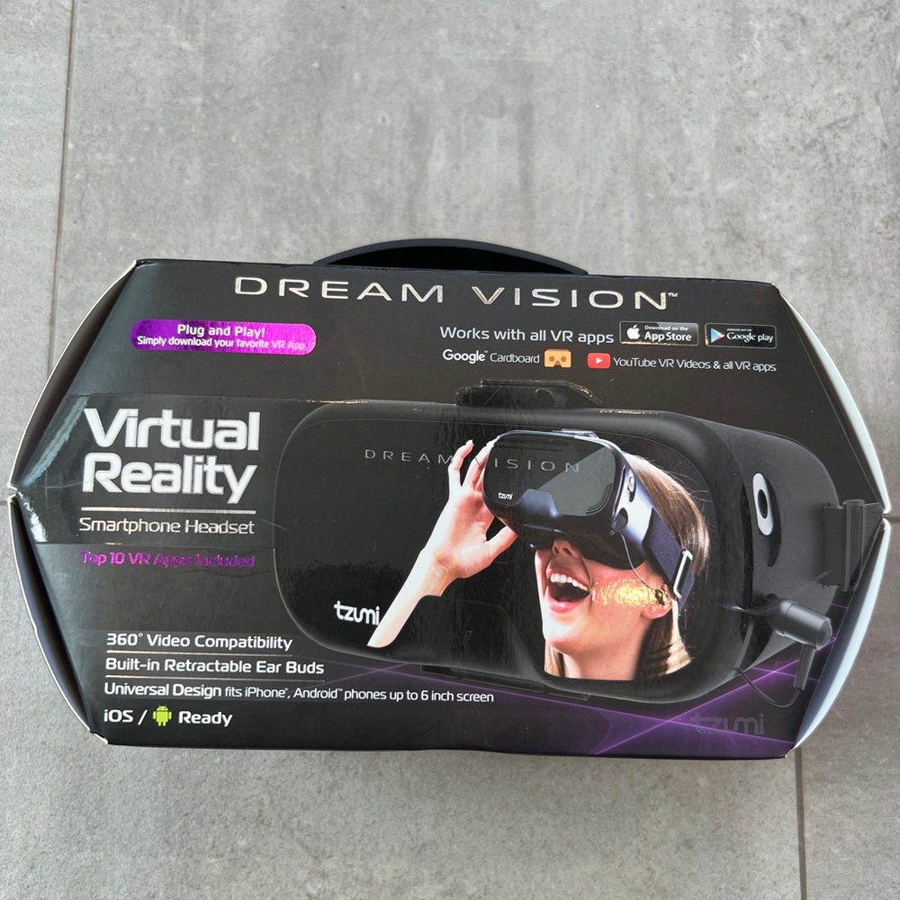 NIB Dream Vision Virtual Reality smartphone headset - works w all VR apps! Gift?